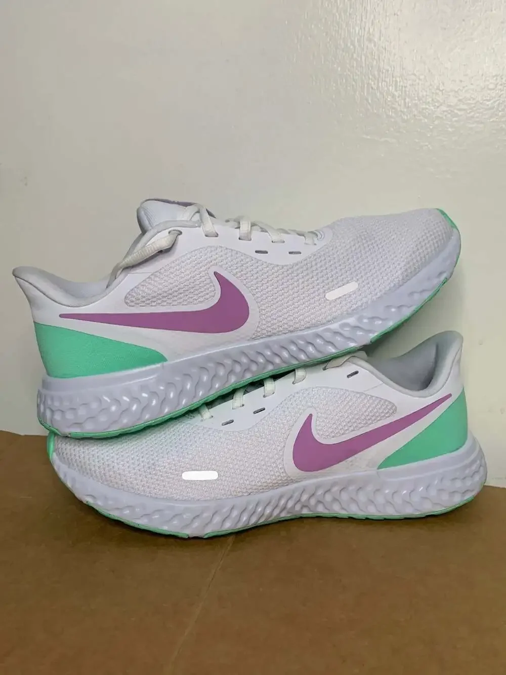 Women's Nike Revolution 5 White/Grey-Purple BQ3207-111, Size 10.5